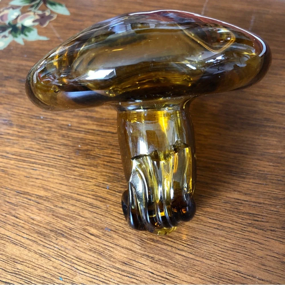 Vintage Art Glass Mushroom Toadstool Amber Blown Glass Figurine Sculpture 4”